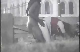XXX Neue Haare schwarzer Junge vor seinen Freunden nackte reife weiber