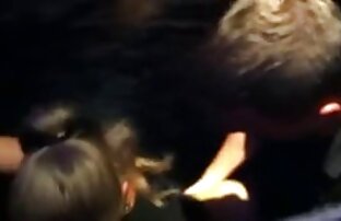 XXX Mit dem Hund mit ausgefallener Brille, reife und geile frauen rund im Mund