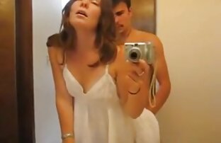XXX Ein Mädchen anziehen reife frauen sex filme